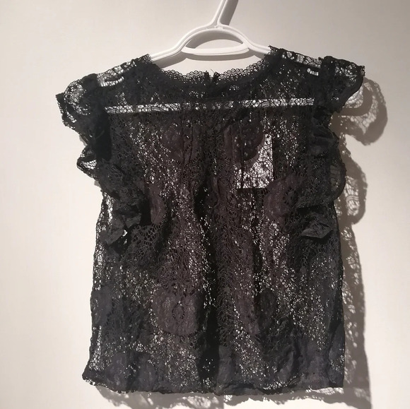 NWT Zara Lace Floral Blouse with Flutter Sleeves Small - Picture 3 of 16